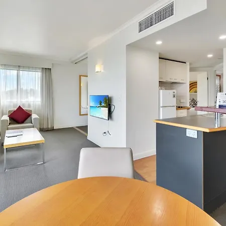 Cosmo Brisbane