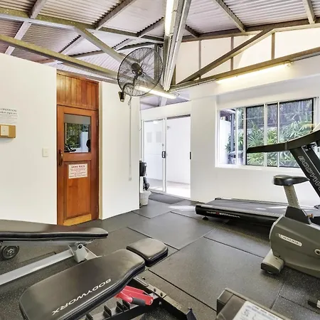 Aparthotel Cosmo 4*