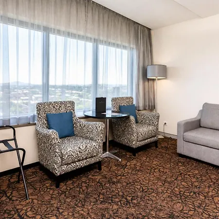 Calamvale And Conference Centre Hotel 5*