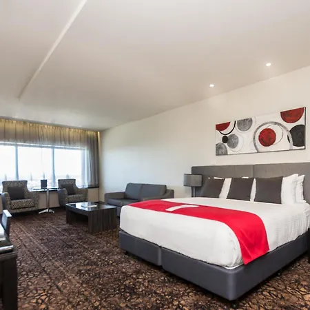Hotel Calamvale And Conference Centre 5*