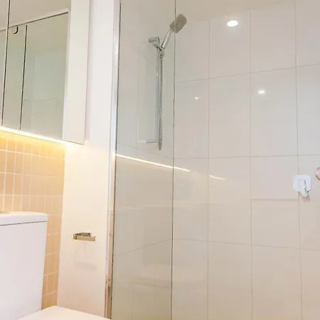 Fleet Lane 4* Brisbane