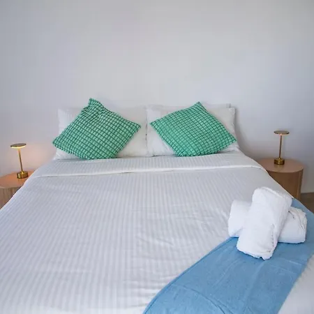 Luxury Penthouse In Cbd 4 Bed - 4 Bath Brisbane