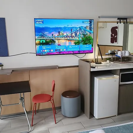 Airway Motel 4*