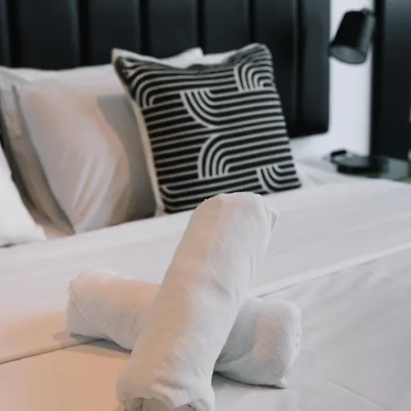 Apartment Cbd Riverview 2bed Kingbed At Tallest Building