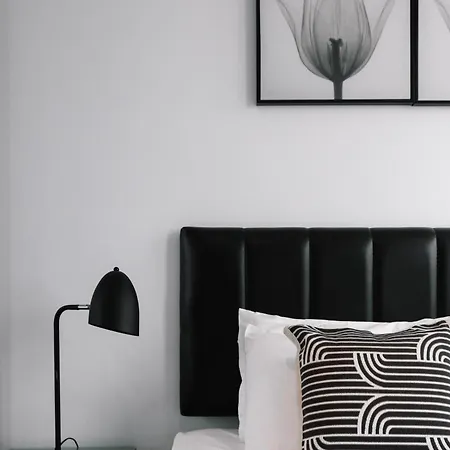 Cbd Riverview 2bed Kingbed At Tallest Building Brisbane