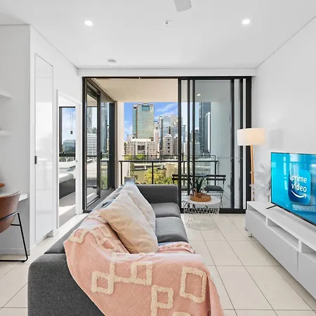 Skyline View 2beds River View Brisbane