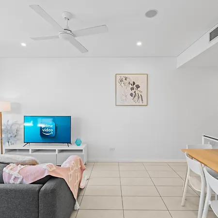 Skyline View 2beds River View Apartment Brisbane