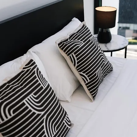 Skyline View 2beds River View Apartment Brisbane