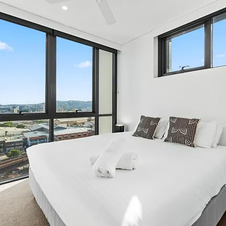 Apartment Art House With 2 Kingbeds At Cultural Centre