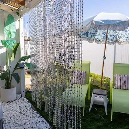 Homestay Hot Tub, Ice Bath, Gym, Sauna, Pool Table Coorparoo Haven