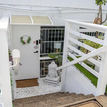 Hot Tub, Ice Bath, Gym, Sauna, Pool Table Coorparoo Haven Homestay