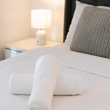 Villa 2br Near Suncorp In Paddington Freeparking