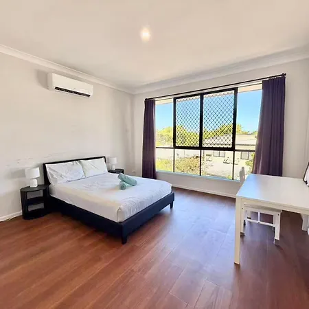 Homestay 310a Maple House - Ensuite In Coopers Plains *