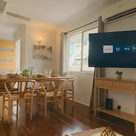2br Chic Urban Escape In Norman Park Near Bne With Parking *