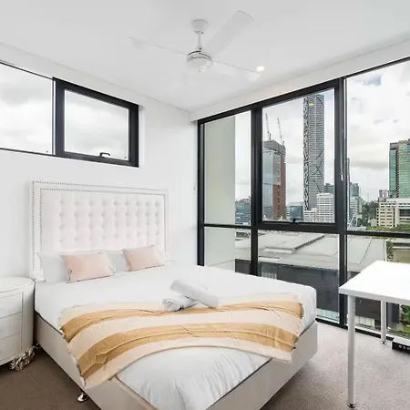 Apartment Luxury South Bank | Views