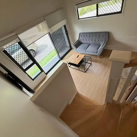Cozy Sunnybank Base - Unit 3 | Near Shops & Eats *