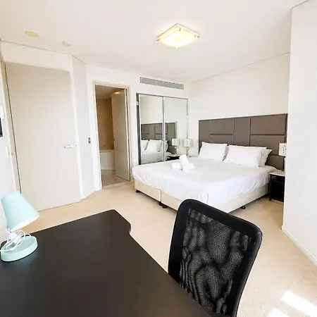 Apartment Modem Two Bedroom In Inner Cbd *