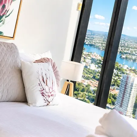 Lvl 59 Skytower Amazing Views Cbd Wifi Carpark By Stylish * Brisbane