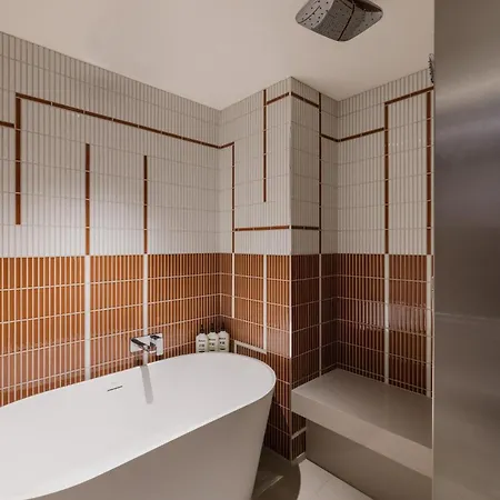 Hotel Indigo Centre By Ihg