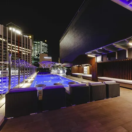 Mercure King George Square 4*