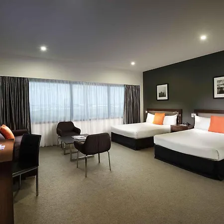 Hotel Novotel Airport