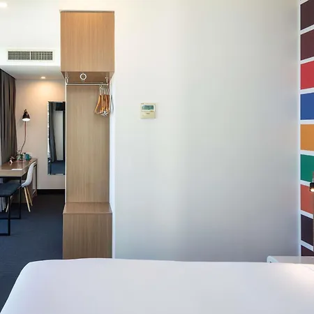 Ibis Styles Elizabeth Street 4*