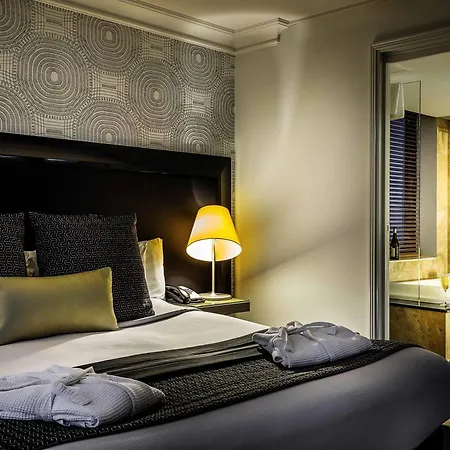 Pullman King George Square 5* Brisbane