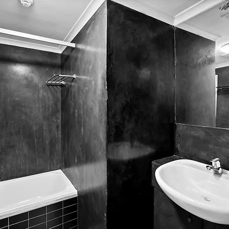 Aparthotel Brunswick 4*