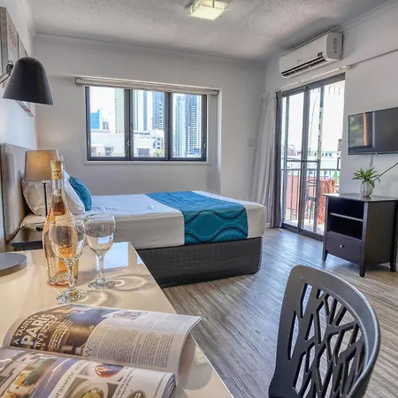 Brunswick Aparthotel 4*