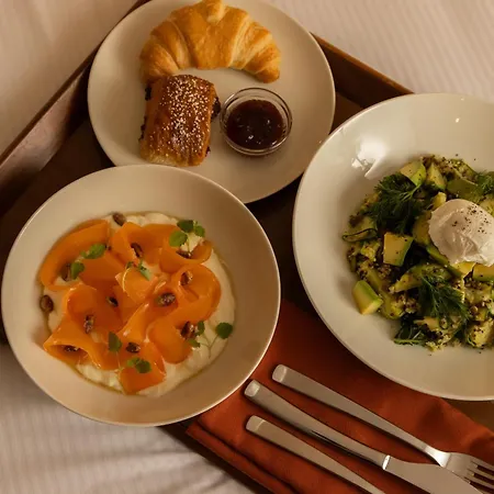 Point Hotel Brisbane