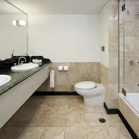 Hotel Pullman King George Square