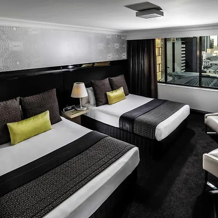Hotel Pullman King George Square 5*