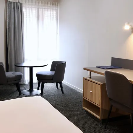 International Virginia Hotel 4*