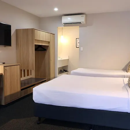 International Virginia Hotel 4*