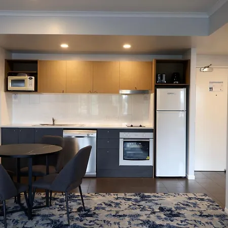 International Virginia Hotel 4*