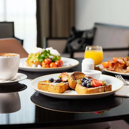 Hotel Pullman Airport