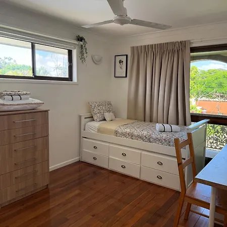 4br Big Family House With Huge Pool Brisbane