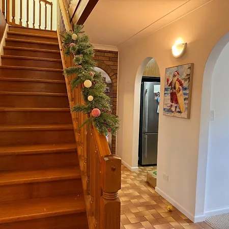 4br Big Family House With Huge Pool