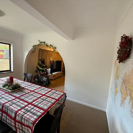4br Big Family House With Huge Pool *