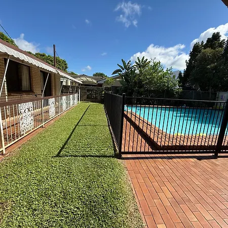 4br Big Family House With Huge Pool * Brisbane