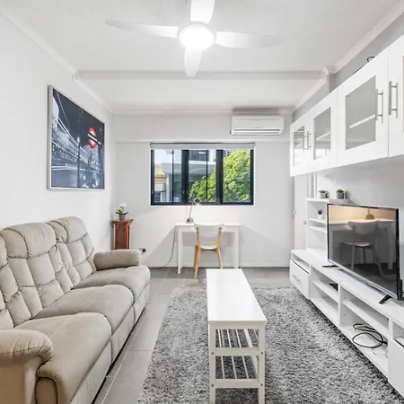 Brunswick 4* Brisbane