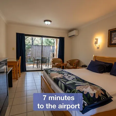 Novena Palms Motel