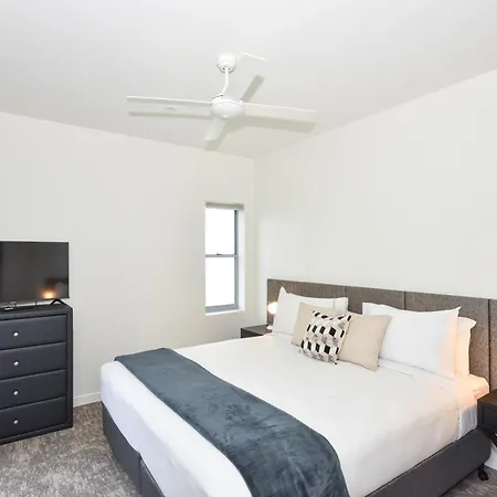 International Virginia Hotel 4*