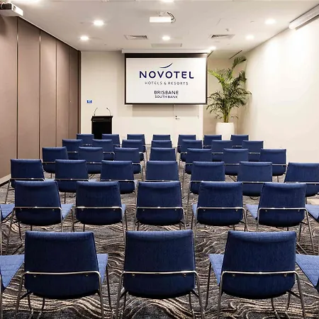 Hotel Novotel South Bank 5*