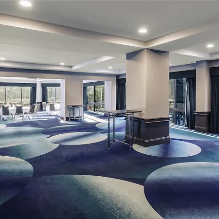 Mercure King George Square Hotel