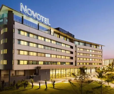 Pullman Airport Hotel