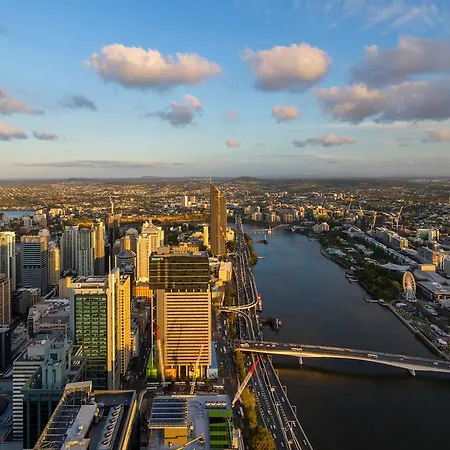 Hotel Meriton Herschel Street, 5*
