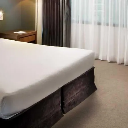 Novotel Airport Hotel 5*
