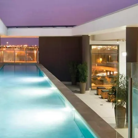 Hotel Novotel Airport
