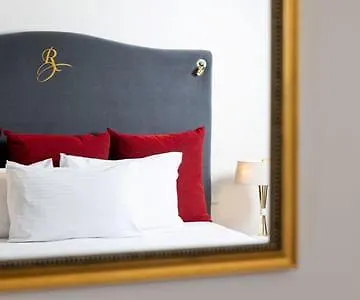 Royal On The Park Hotel